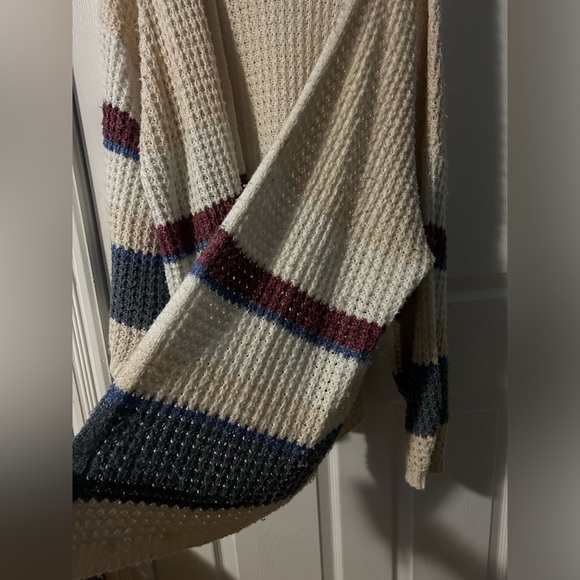 American eagle cardigan size xL - Picture 3 of 3